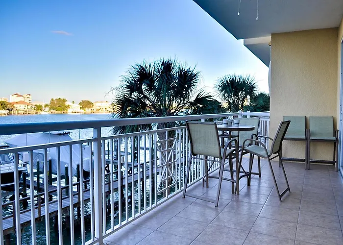 Bay Harbor 201 Apartment