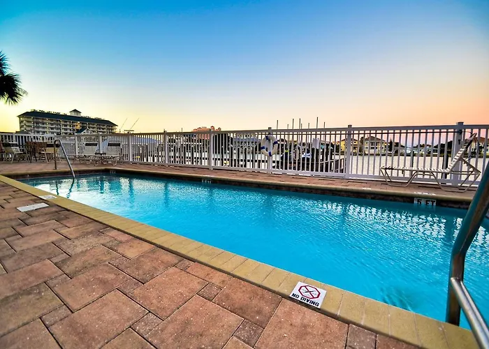 Bay Harbor 201 Apartment